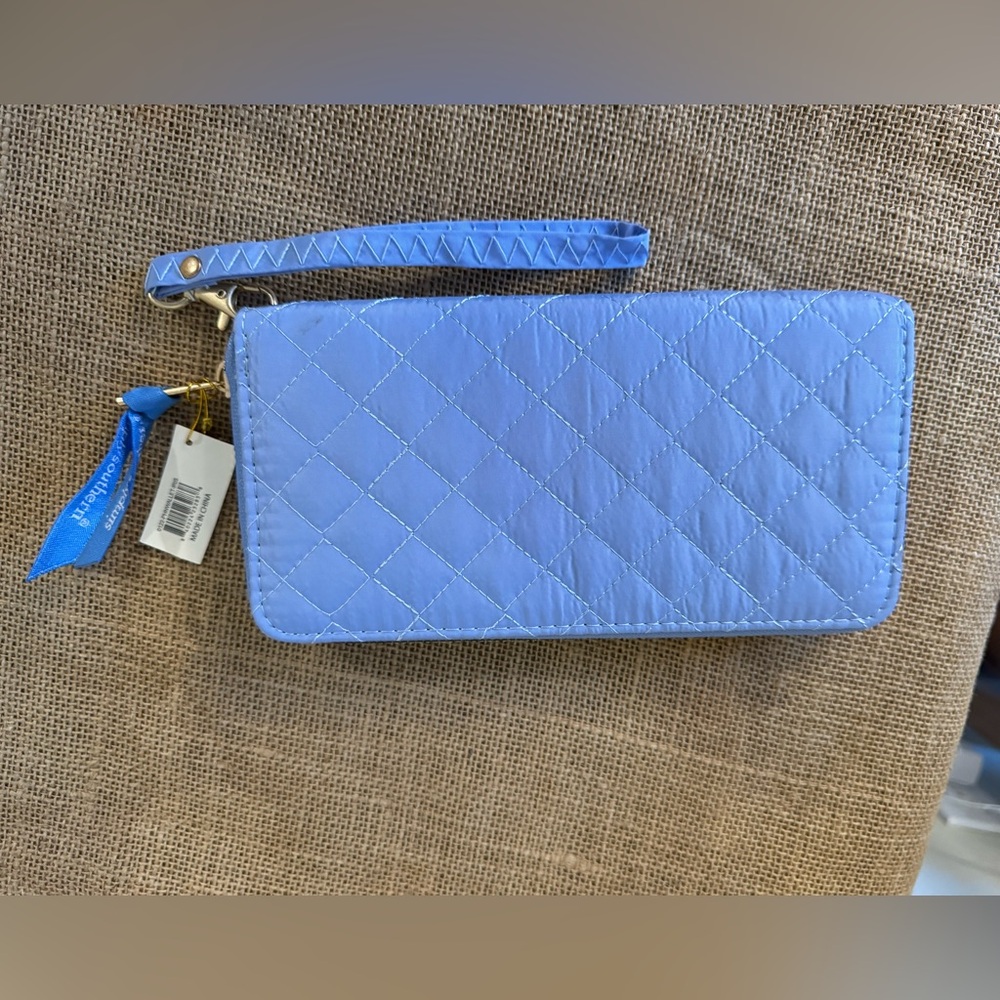 NWT SIMPLY SOUTHERN
Cell Phone Wristlet Wallet Iris Blue - Picture 2 of 5